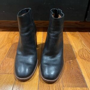 ANTONIO MELANI Black Leather Ankle Booties